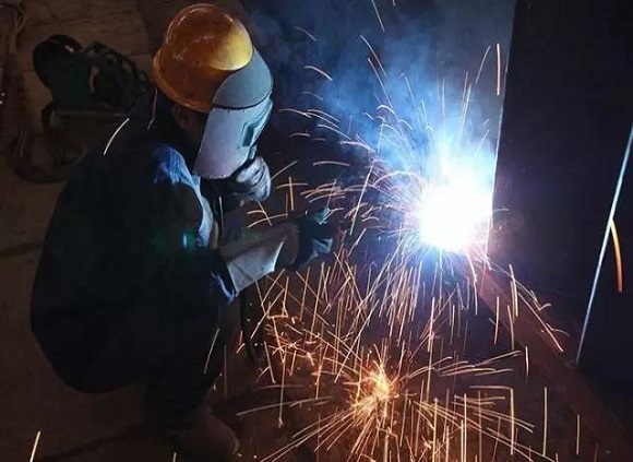 乐竞体育乐竞体育首页_乐竞(中国)制品管加工裂痕的产生因素